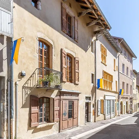 Le 8 Rue Mulet Apartment *